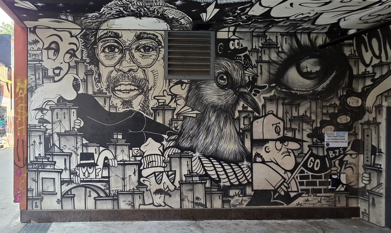 mural in Toronto by artist unknown.