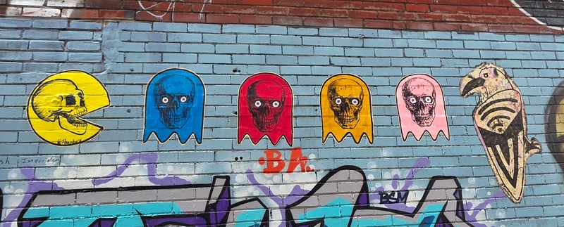 mural in Toronto by artist unknown.