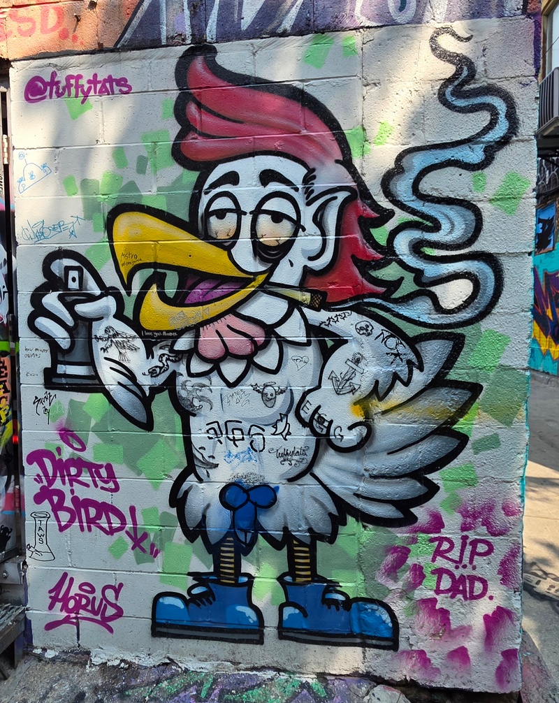 mural in Toronto by artist unknown.