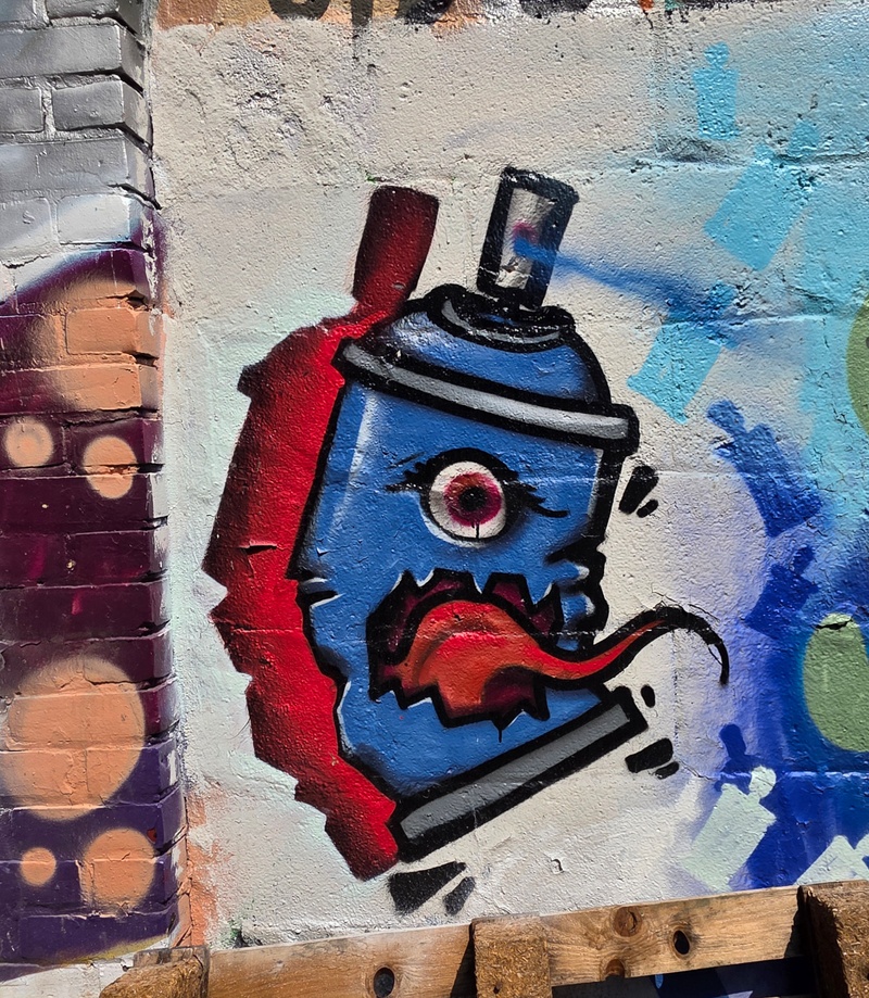 mural in Toronto by artist unknown.