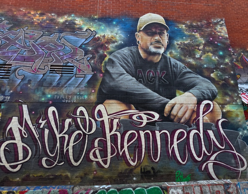 mural in Toronto by artist unknown.