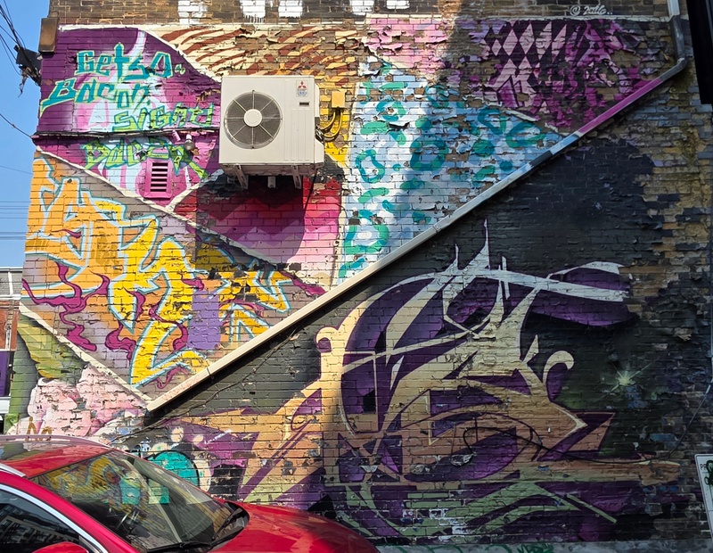 mural in Toronto by artist unknown.