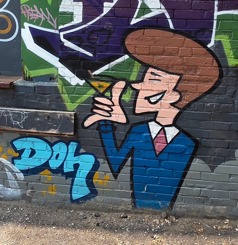 mural in Toronto by artist unknown.