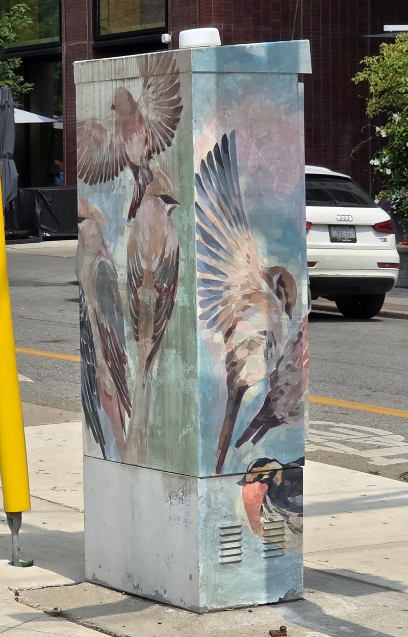 mural in Toronto by artist unknown.