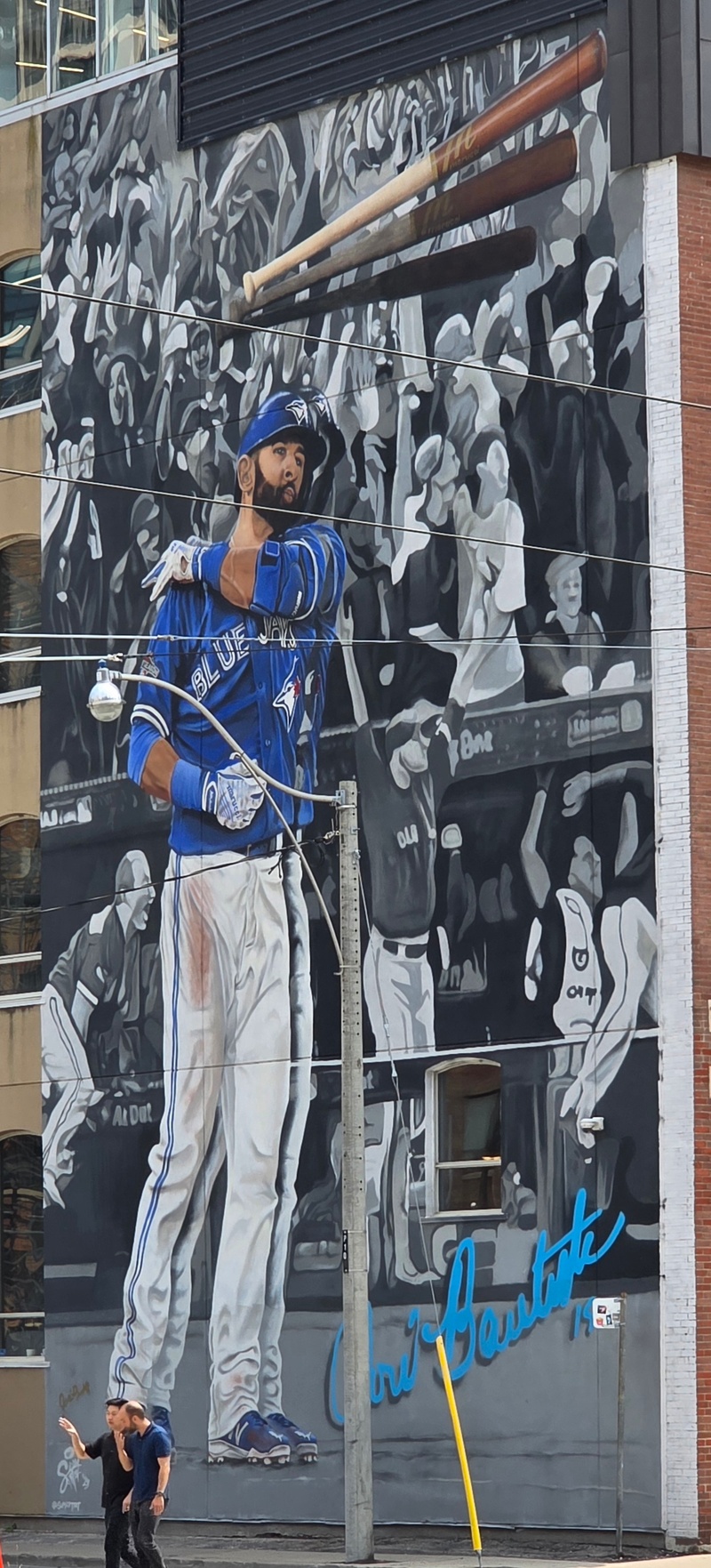 mural in Toronto by artist unknown.
