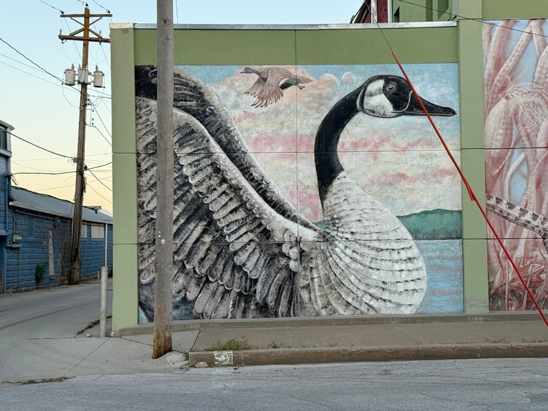 mural in Missouri Valley by artist unknown.