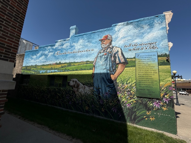mural in Traer by artist unknown.