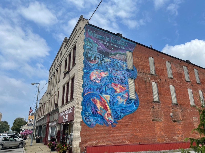 mural in Ashtabula by artist unknown.