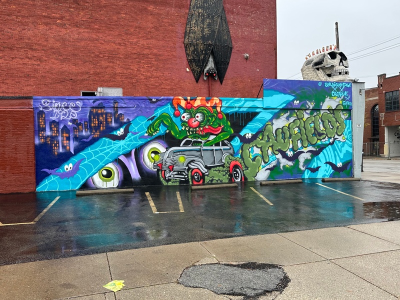 mural in Louisville by artist unknown.
