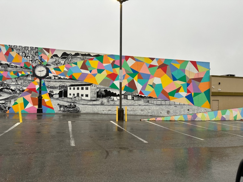 mural in Louisville by artist unknown.
