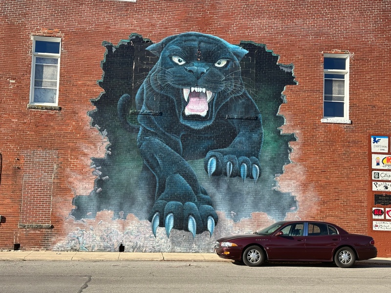 mural in McComb by artist unknown.