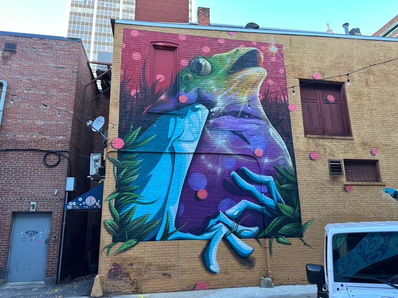 mural in Fort Wayne by artist unknown.