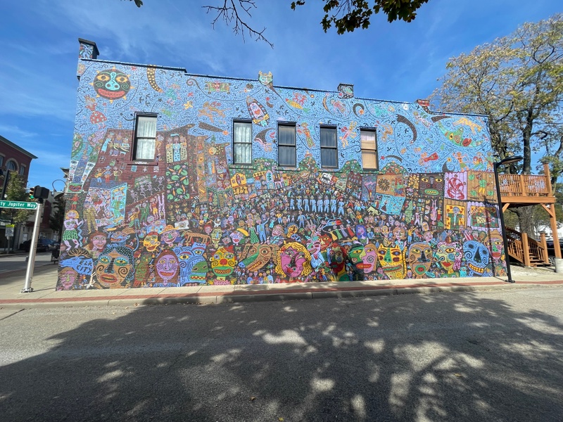 mural in Charleston by artist unknown.