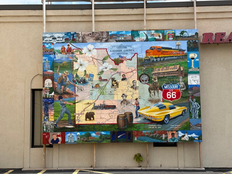 mural in Lebanon by artist unknown.