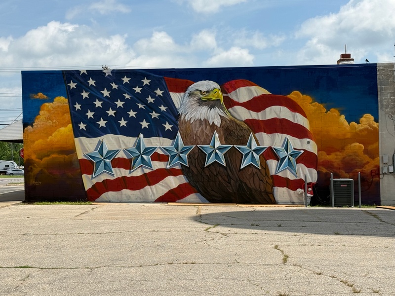 mural in Lebanon by artist unknown.