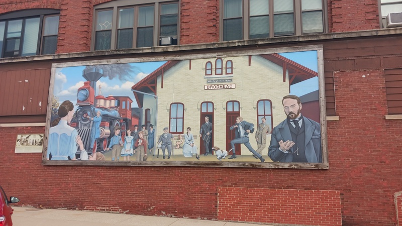 mural in Brodhead by artist Mathew Sharum.