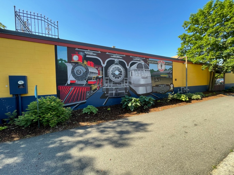 mural in Keene by artist unknown.