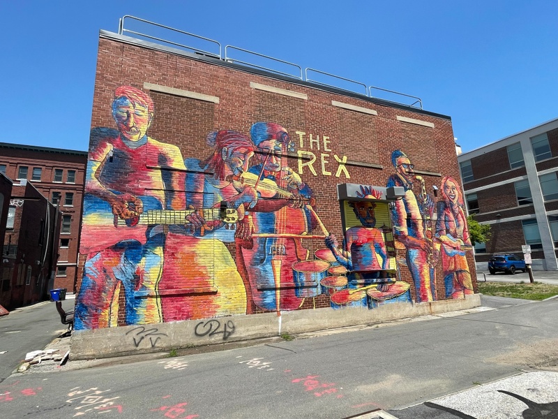 mural in Manchester by artist unknown.