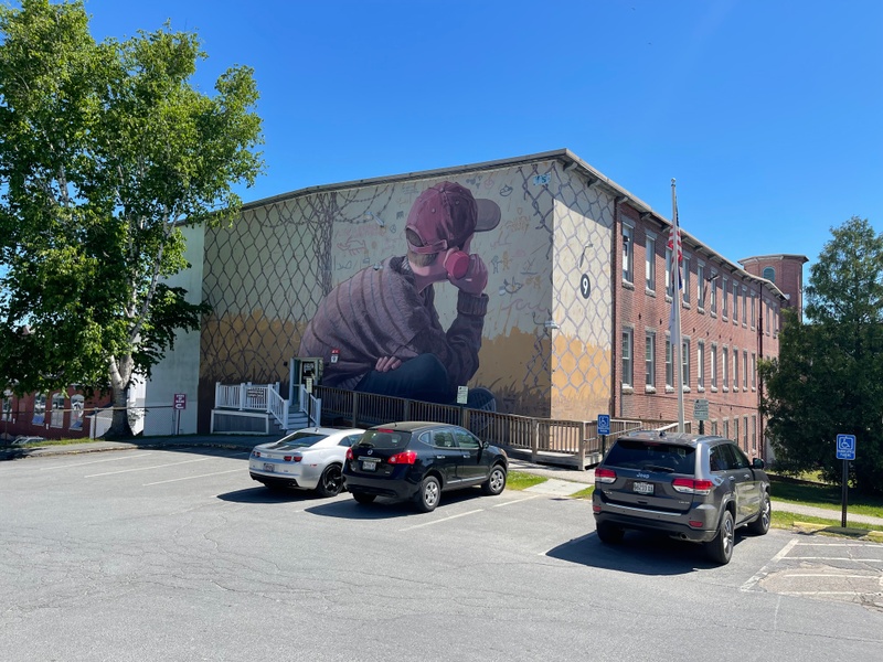 mural in Biddeford by artist unknown.