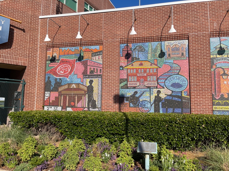 mural in Oklahoma City by artist unknown.