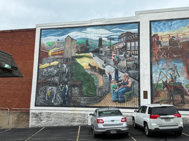 mural in Granby by artist unknown.