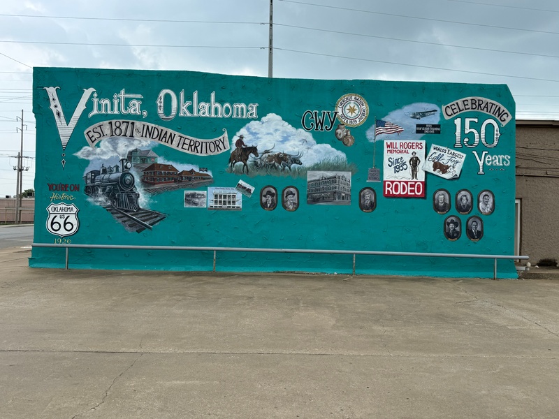 mural in Vinita by artist unknown.