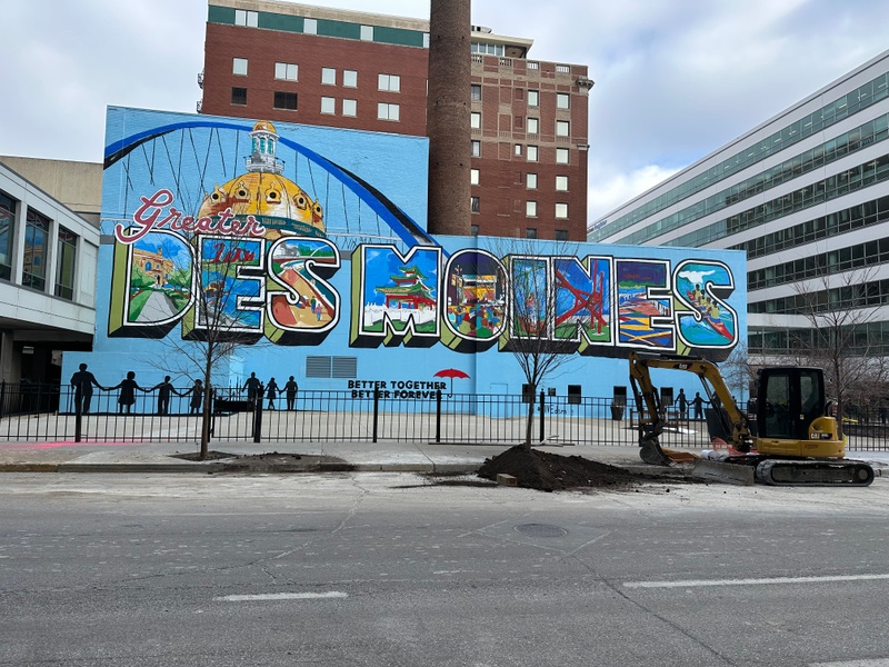 mural in Des Moines by artist unknown.