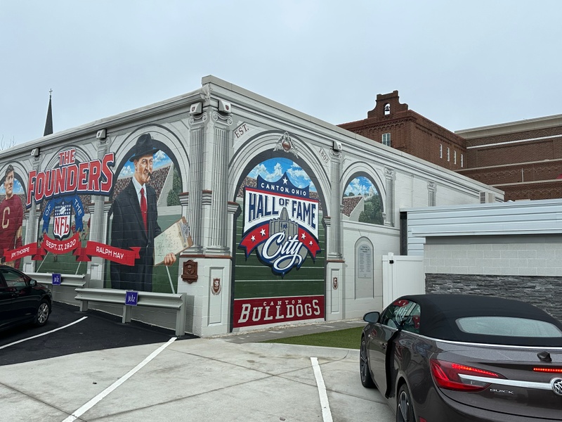mural in Canton by artist unknown.