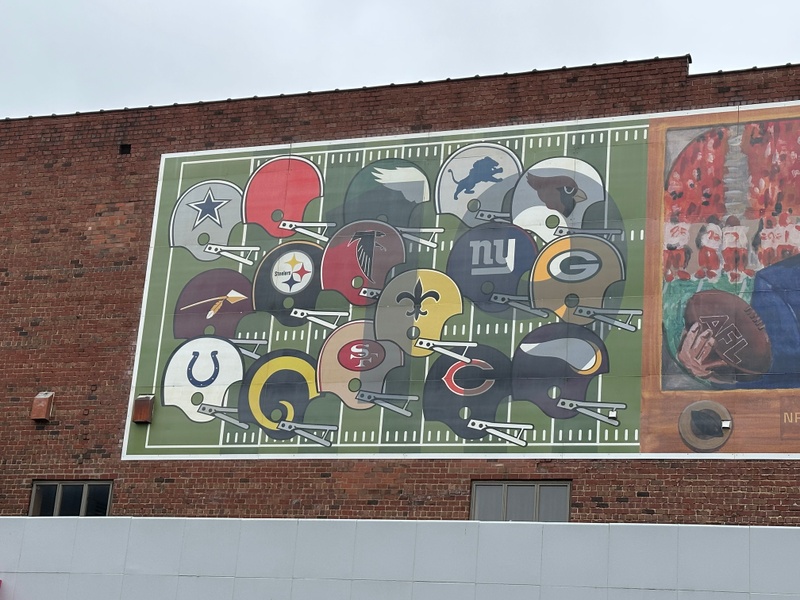 mural in Canton by artist unknown.