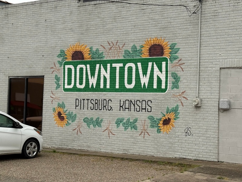 mural in Pittsburg by artist unknown.