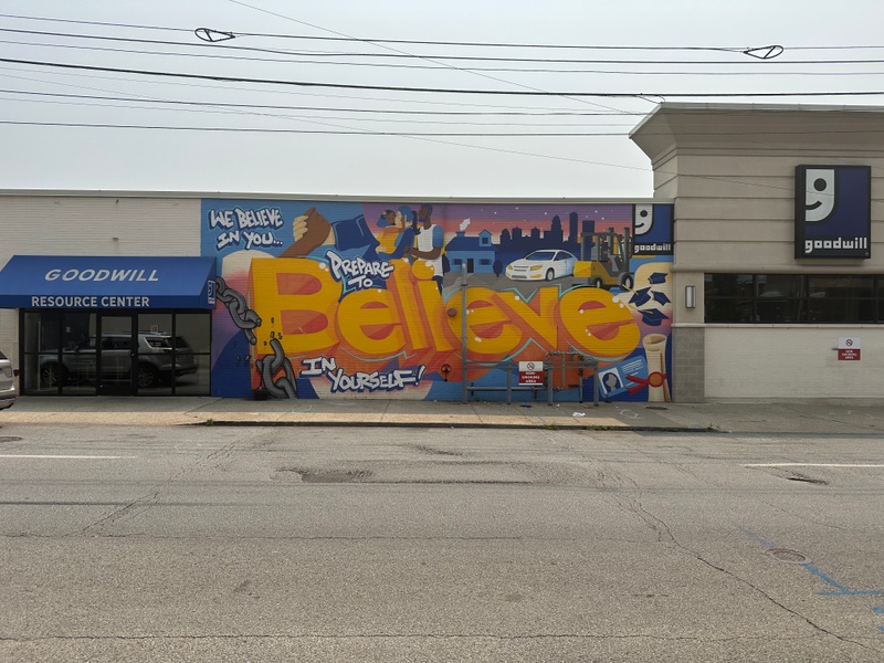 mural in Louisville by artist unknown.