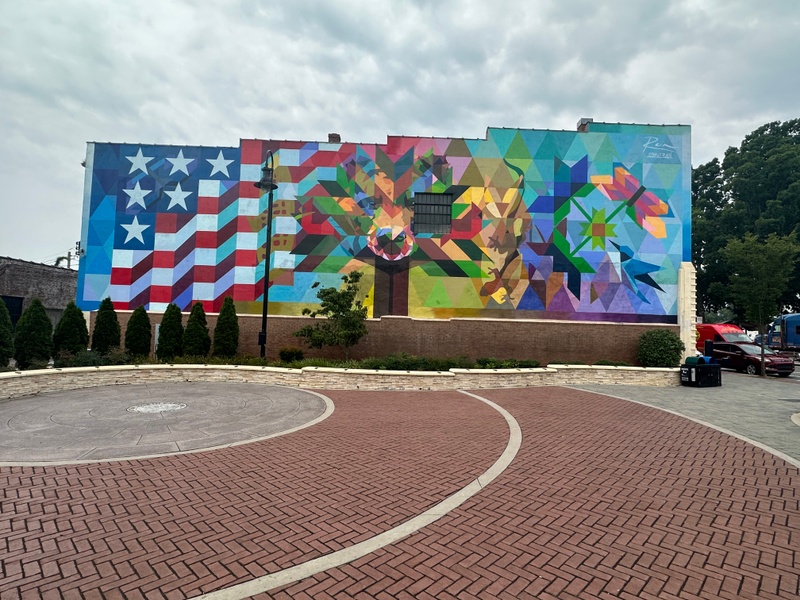mural in Newton by artist unknown.