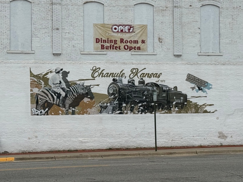 mural in Chanute by artist unknown.