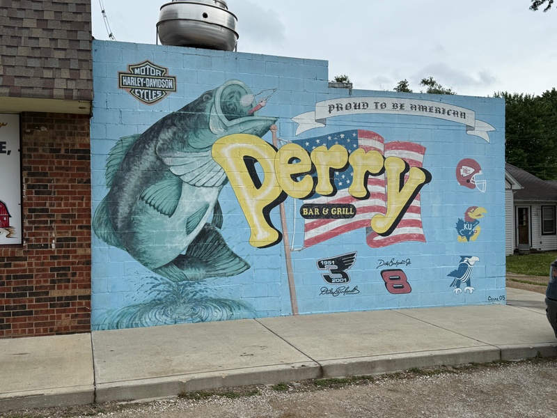 mural in Perry by artist unknown.