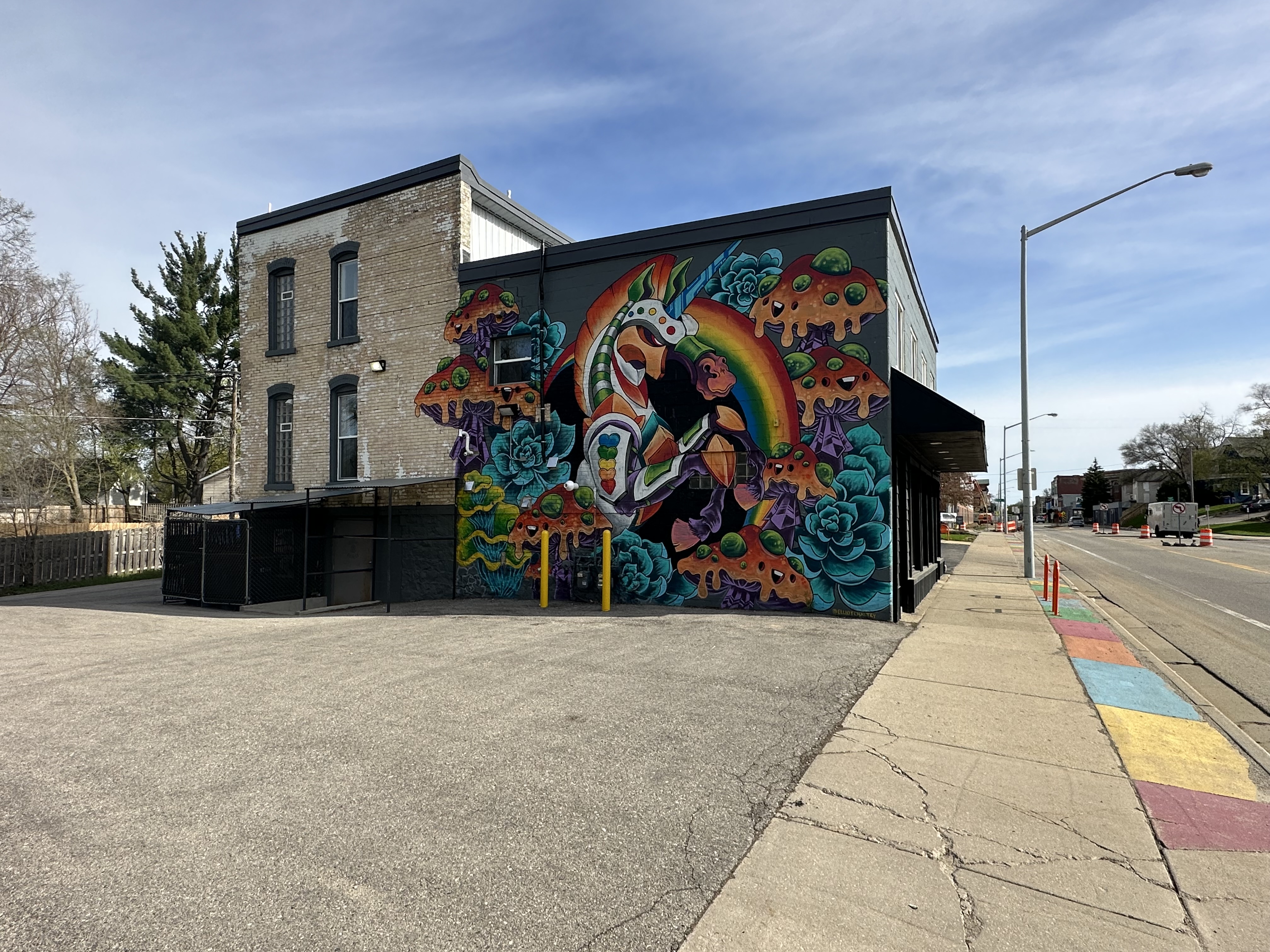 mural in Grand Rapids by artist Elliot Chaltry.