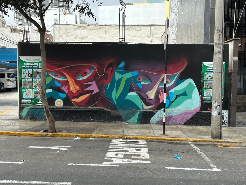 mural in Miraflores by artist unknown.