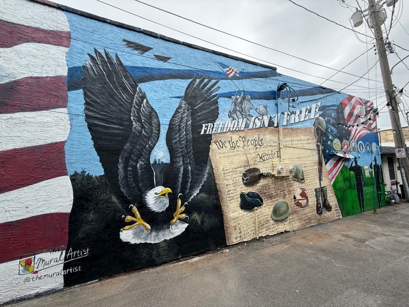 mural in Parkville by artist unknown.