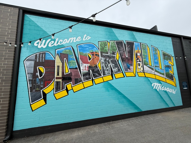 mural in Parkville by artist unknown.
