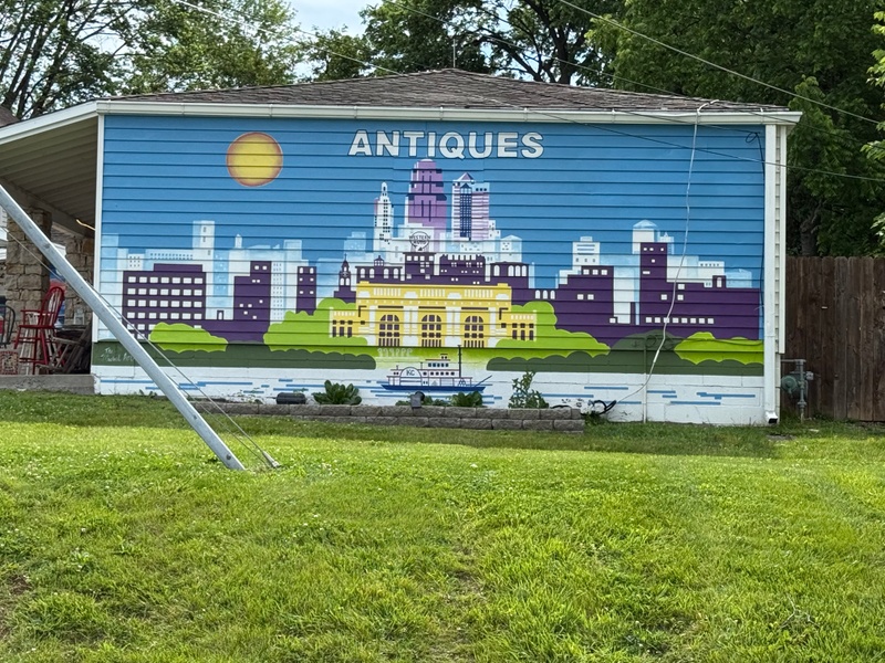 mural in Merriam by artist unknown.