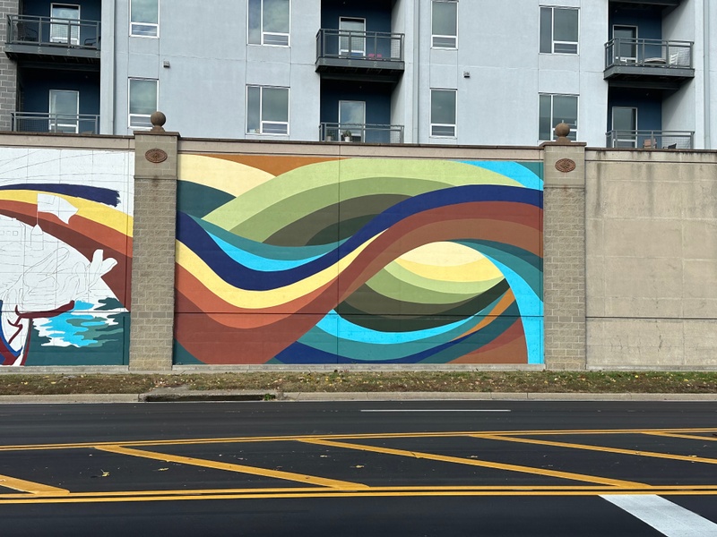 mural in Newport by artist unknown.