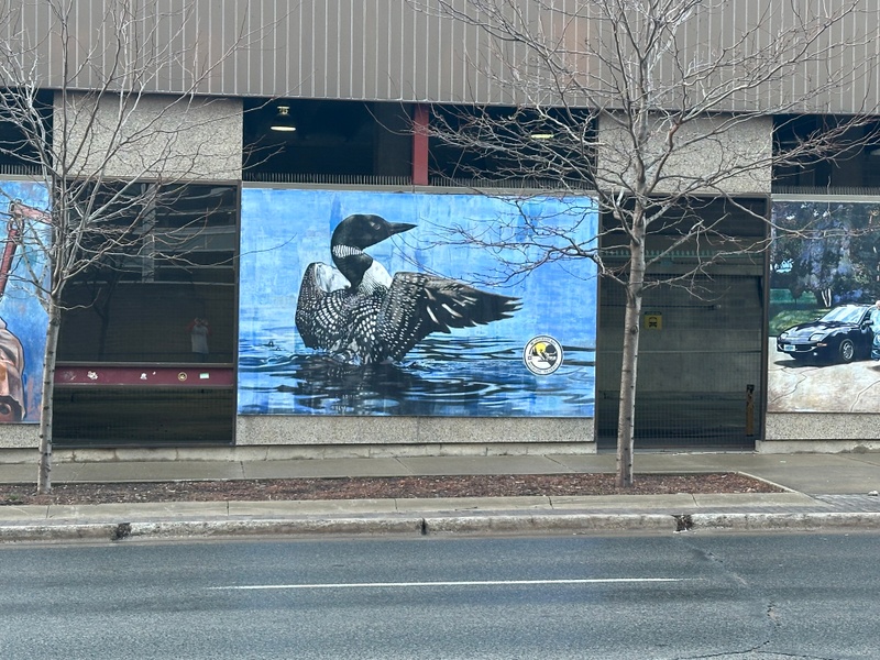 mural in Oshawa by artist unknown.