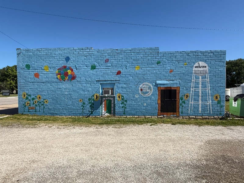 mural in Melvern by artist unknown.