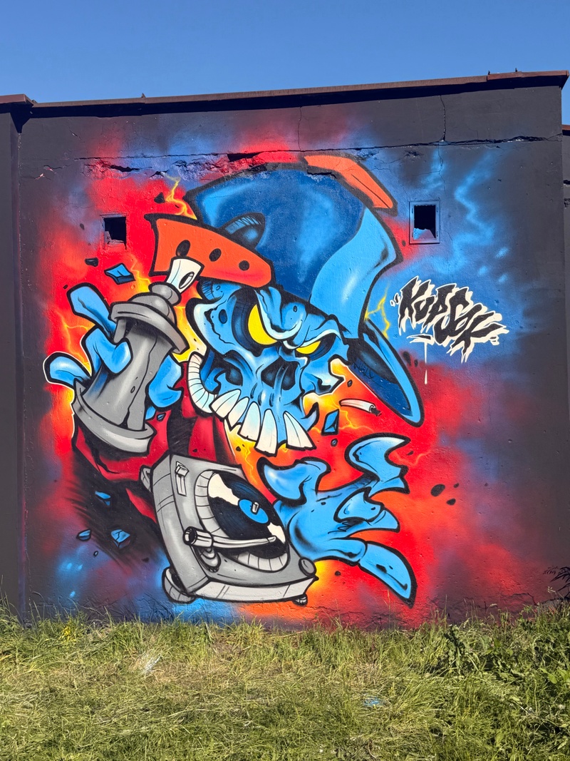 mural in Tychy by artist unknown.