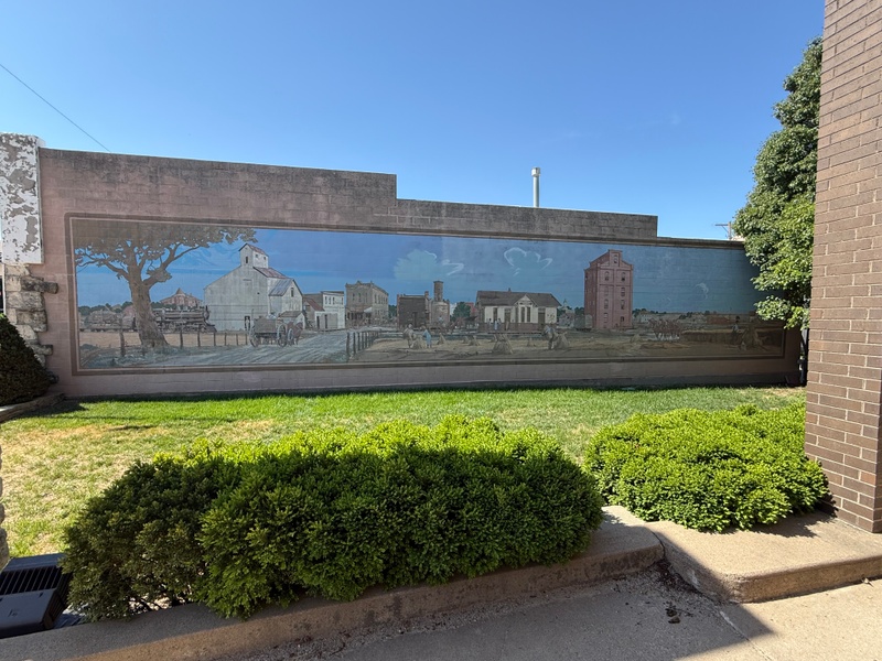 mural in Inman by artist unknown.