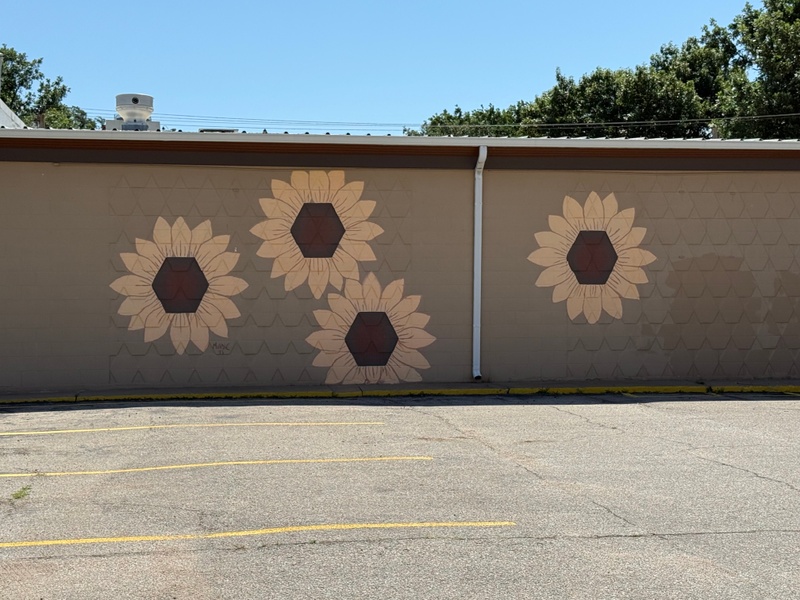 mural in Haven by artist unknown.