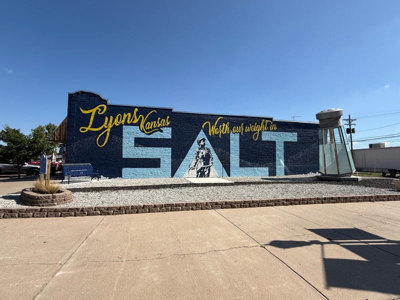 mural in Lyons by artist unknown.