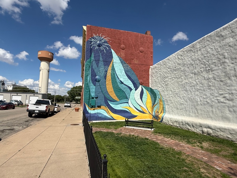 mural in Sterling by artist unknown.