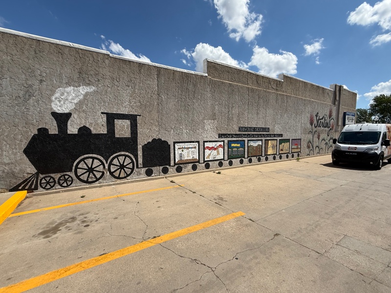 mural in Sterling by artist unknown.