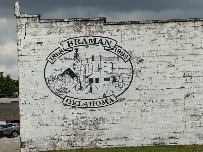 mural in Braman by artist unknown.