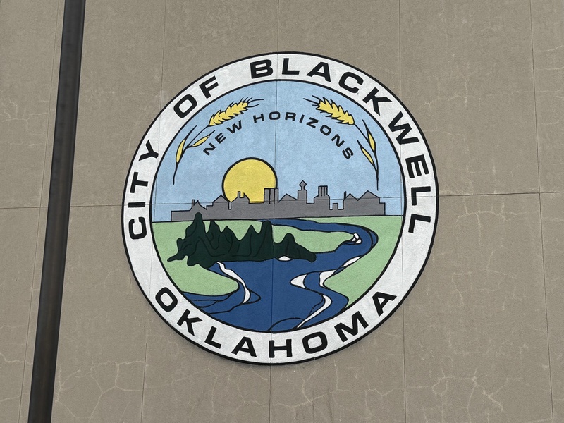 mural in Blackwell by artist unknown.